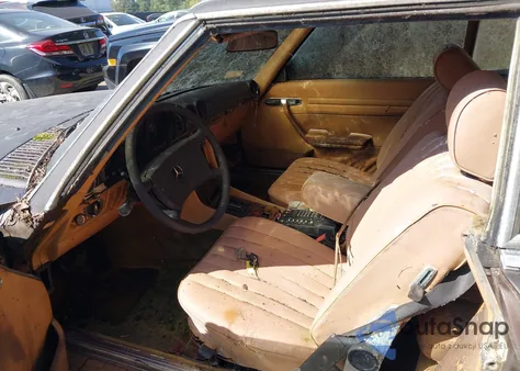 1985 Mercedes-Benz 380 Sl z USA, uszkodzony, nr VIN WDBBA45C4FA021578